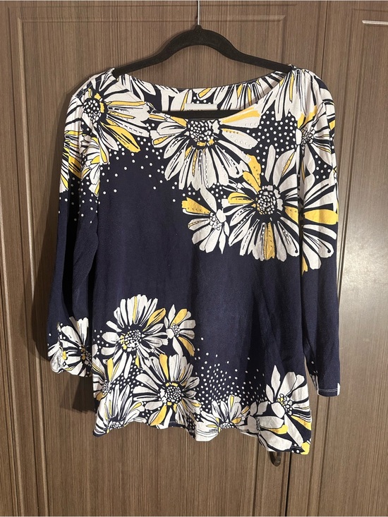 Tops - Alfred dunner size large long sleeve top